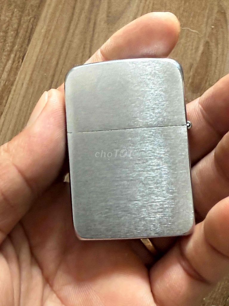 Zippo cần chia lại cho ai cần . không bớt