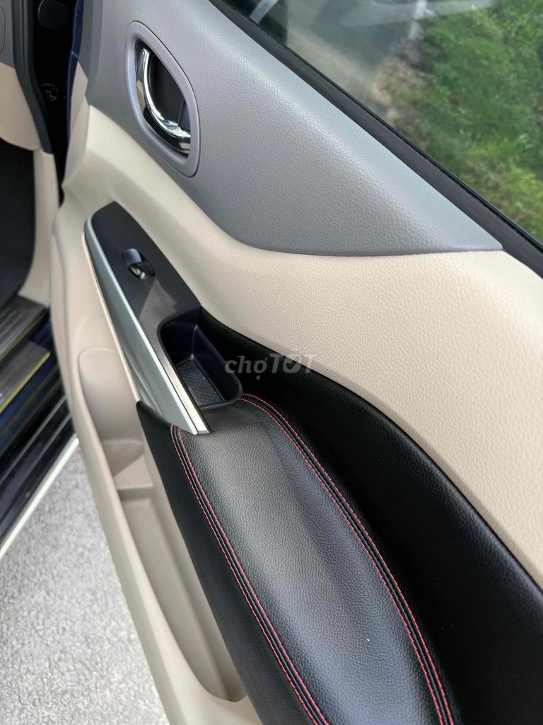 Nissan Navara 2018 Tự động Xanh đậm. Mua bán Ô tô tại Huyện Đức Linh Bình Thuận được đăng bởi Nguyễn hoàng Lâm hình 5