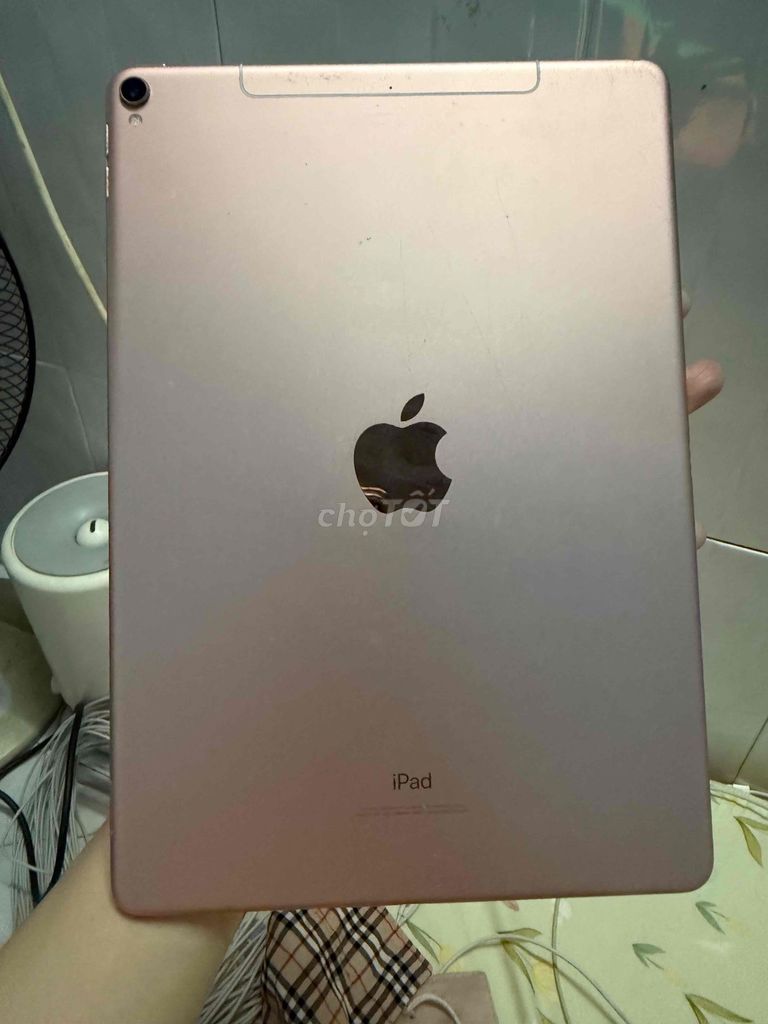 Apple iPad Pro 10.5 inch 512GB wifi-4g. Mua bán Máy tính bảng tại Quận 12 Tp Hồ Chí Minh được đăng bởi Trân  hình 1