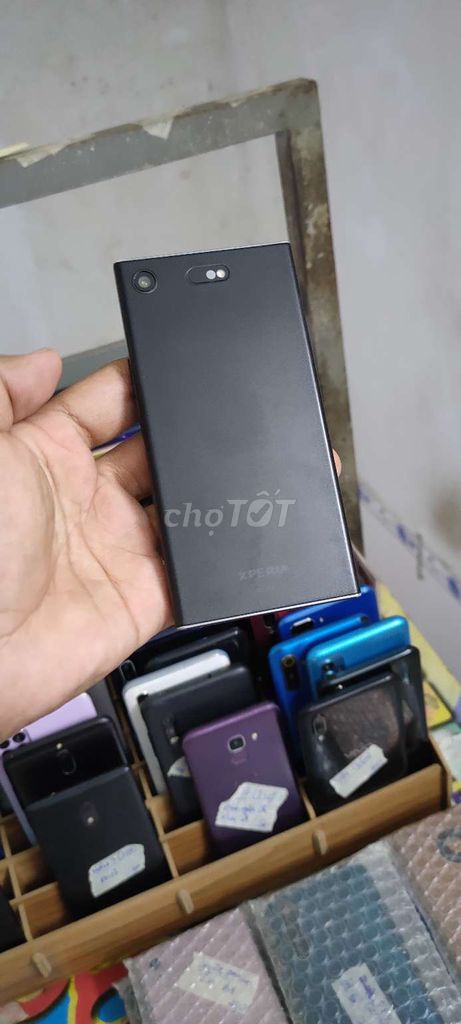 Sony XZ compact, 32gb, nhỏ gọn. Mua bán Điện thoại tại Quận Gò Vấp Tp Hồ Chí Minh được đăng bởi A LONG   nhận thanh toán THẺ TÍN DỤNG hình 1