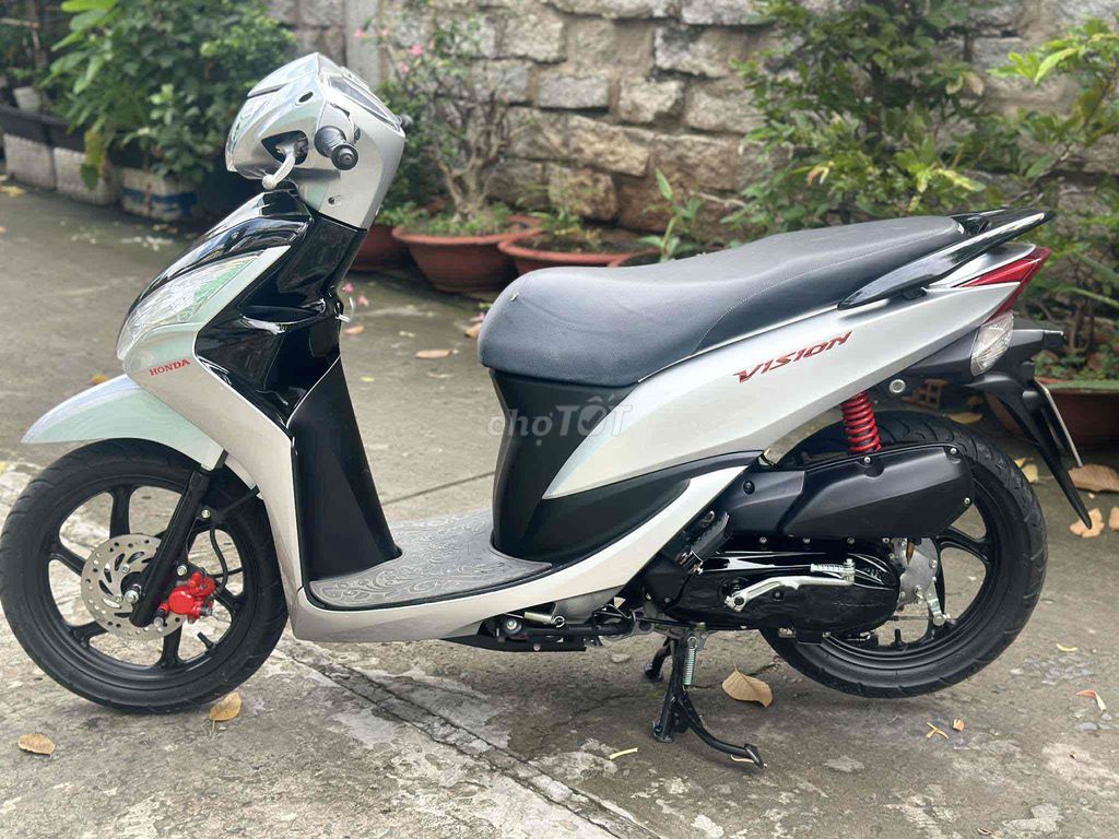 Honda Vision Fi 2013 xám đen đẹp97% bs.tp SD37000. Mua bán Xe máy tại Quận Bình Tân Tp Hồ Chí Minh được đăng bởi Toan hình 2