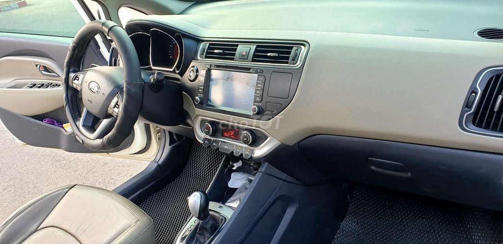 Kia Rio Hatchback nhập khẩu, 2015 1.4 AT, Tự động. Mua bán Ô tô tại Quận Hà Đông Hà Nội được đăng bởi Mr Minh hình 3