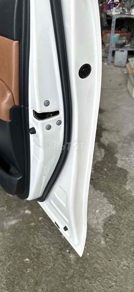 Toyota Fortuner 2019 2.4G 4x2 MT - 145000 km. Mua bán Ô tô tại Thị xã Tân Uyên Bình Dương được đăng bởi Ngô nhat tien hình 16