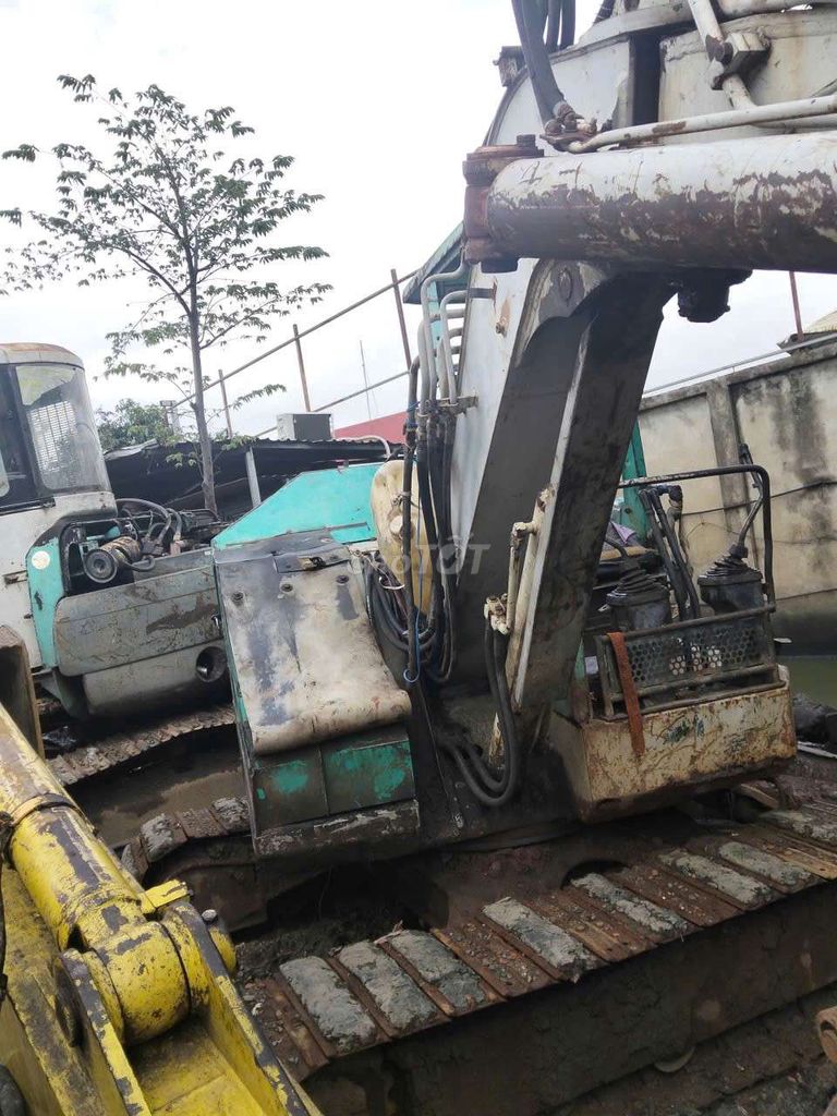 KOMATSU PC50UU ZIN bãi. Mua bán Phương tiện khác tại Huyện Cái Bè Tiền Giang được đăng bởi AN hình 3