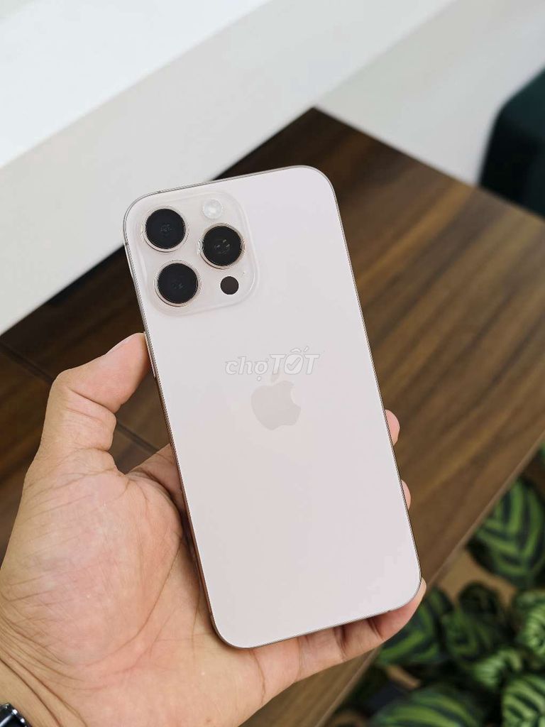 🍎IPHONE 16PROMAX 256GB GOLD NGUYÊN BẢN 98% P89 🇻🇳. Mua bán Điện thoại tại Quận Hải An Hải Phòng được đăng bởi 98 Ngô Gia Tự Hoàng Dũng Mobile Ngã 3 Văn Cao hình 1