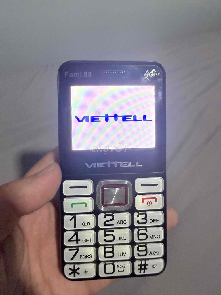 Viettel Fami 88 Đen Dễ sử dụng. Mua bán Điện thoại tại Thành phố Thuận An Bình Dương được đăng bởi Tạp Hoá Nhà Bông hình 1