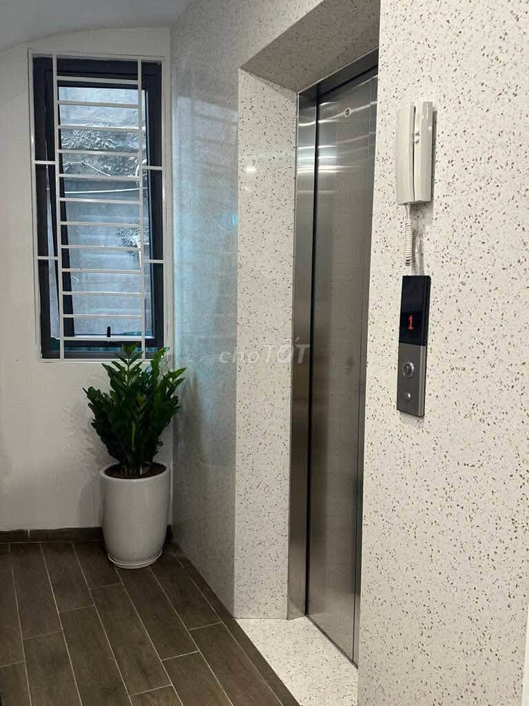 Дом в Там Тринь, Маи Донг, 45 м², 4 спальни, лифт, мебель