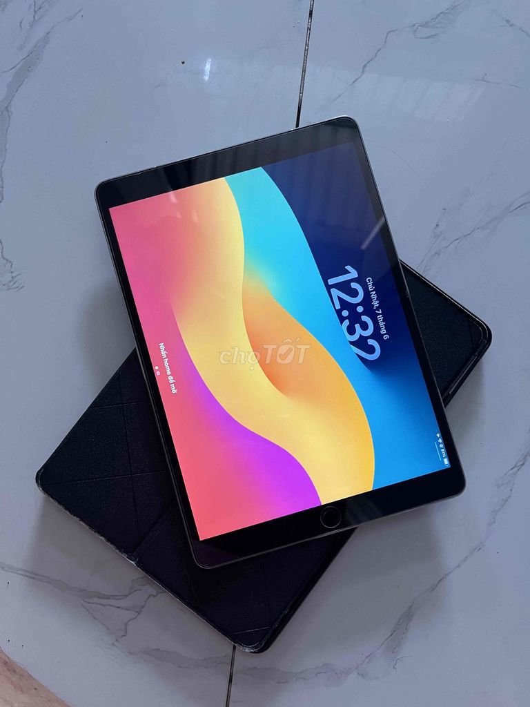 Apple iPad Pro 10.5 inch 64GB. Mua bán Máy tính bảng tại Thị xã Bến Cát Bình Dương được đăng bởi Giang hình 1