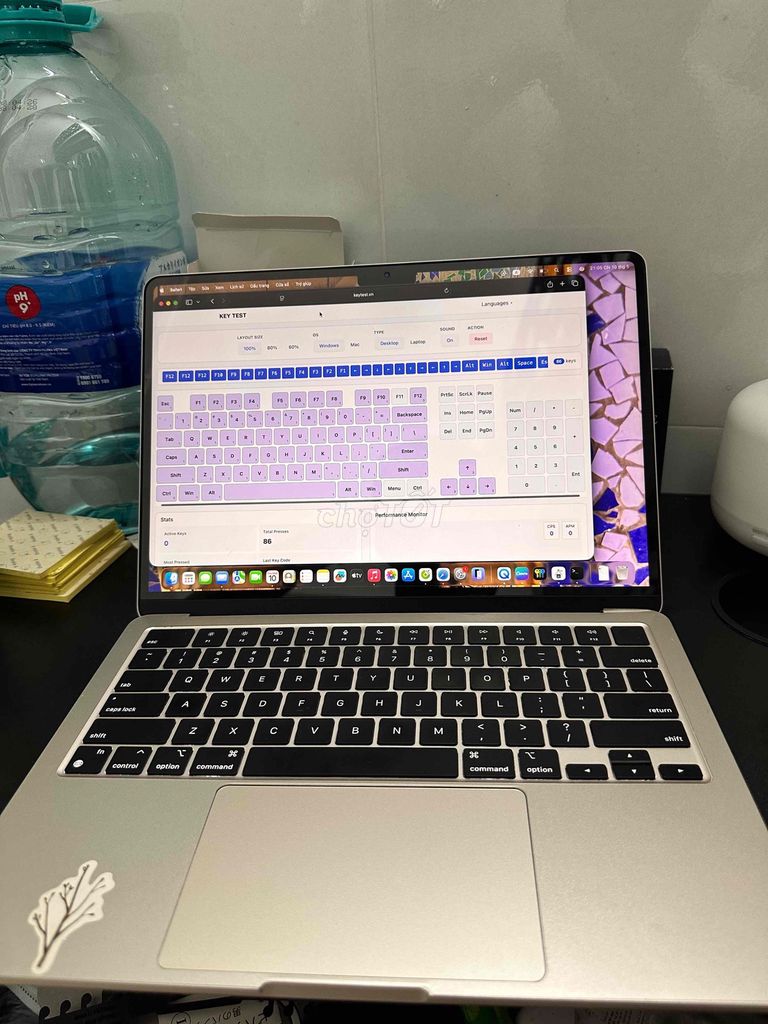 Apple MacBook Air M2 16GB/256GB Trắng Vàng. Mua bán Laptop tại Quận 7 Tp Hồ Chí Minh được đăng bởi Minh Phong hình 1