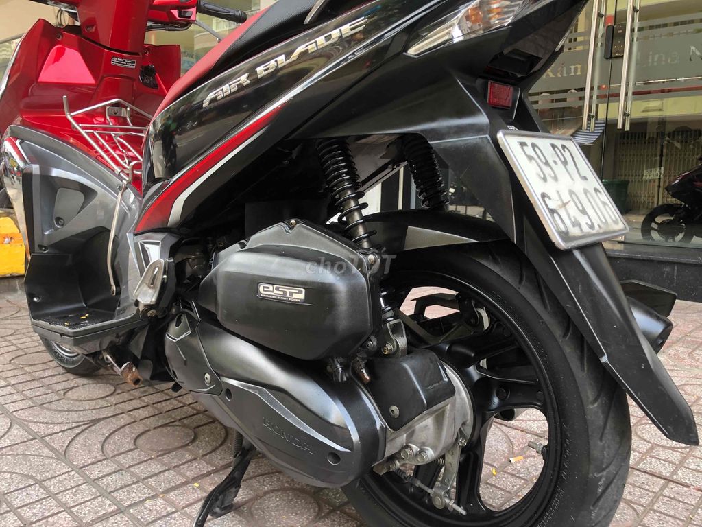 Honda Air Blade 2017 Красно-черный
