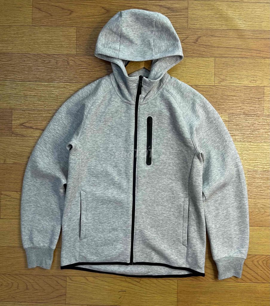 Áo hoodie Uniqlo Chống Nắng Chính Hãng. Mua bán Quần áo tại Huyện Ea H'leo Đắk Lắk được đăng bởi Vi Linh hình 1