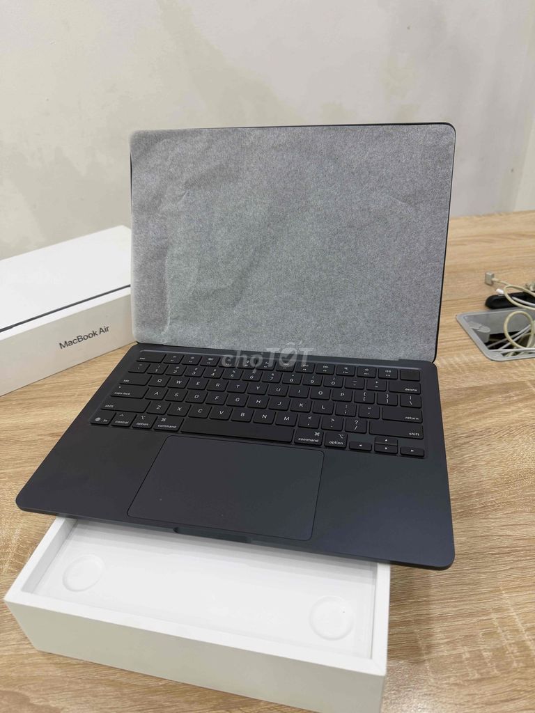 Air M4/16/256 midnight như mới bh 1 đổi 1 tgdd. Mua bán Laptop tại Thành phố Thủ Đức Tp Hồ Chí Minh được đăng bởi Hoàng Thế Hữu hình 1