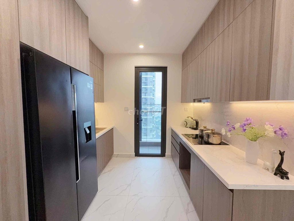 3-комнатные апартаменты VINHOMES GRAND PARK в аренду
