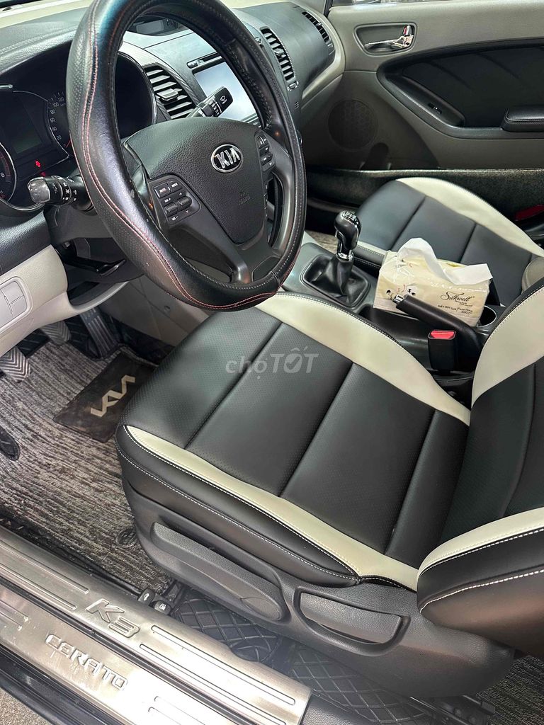 Kia K3 2016 Số sàn Đen Xăng