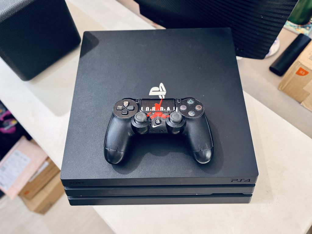 PS4 Pro hax có sẵn game. Mua bán Thiết bị chơi game tại Quận Bình Thạnh Tp Hồ Chí Minh được đăng bởi Huy Nguyen hình 1