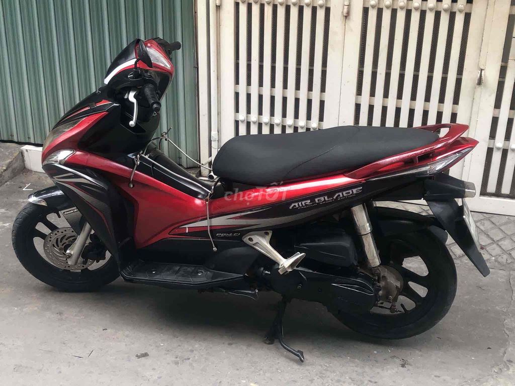 Воздушное лезвие Honda 2012 красно-черное