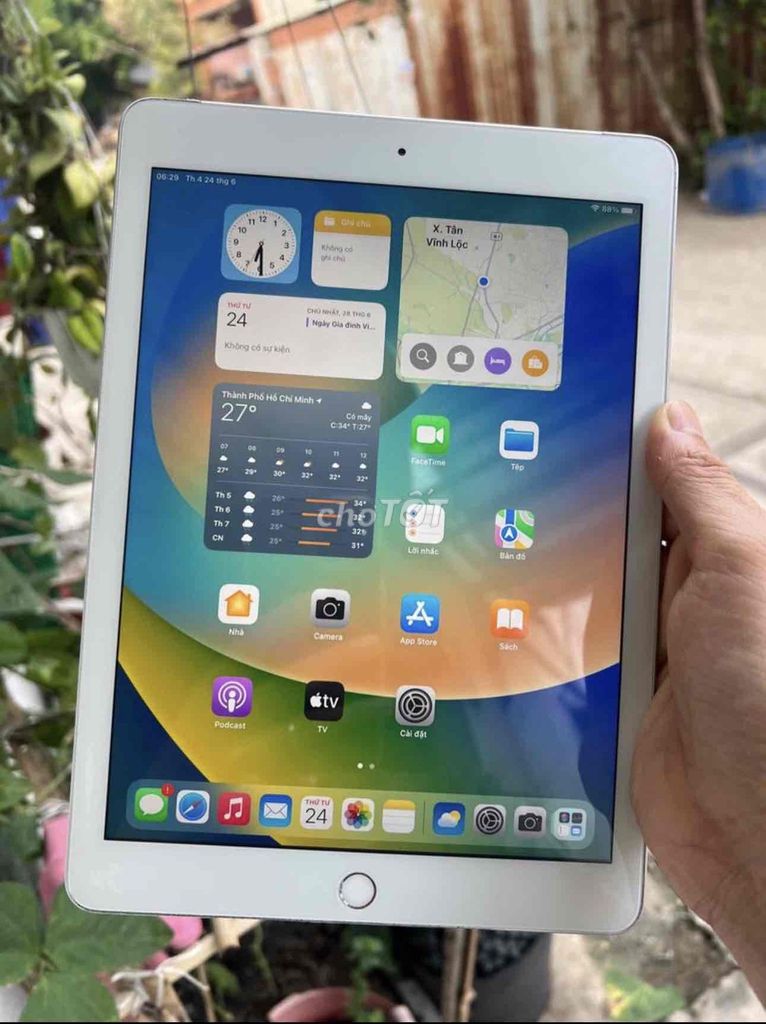 Apple iPad Gen 6 32GB Trắng 3G Wifi. Mua bán Máy tính bảng tại Thành phố Vũng Tàu Bà Rịa - Vũng Tàu được đăng bởi mạnh hùng hình 1