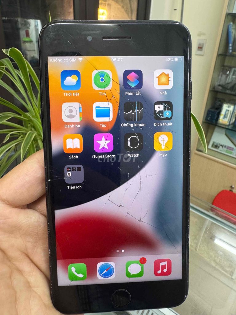 Apple iPhone 7 Plus 32GB Đen Nứt kính. Mua bán Điện thoại tại Quận Thanh Xuân Hà Nội được đăng bởi Ha Tien Duy hình 1