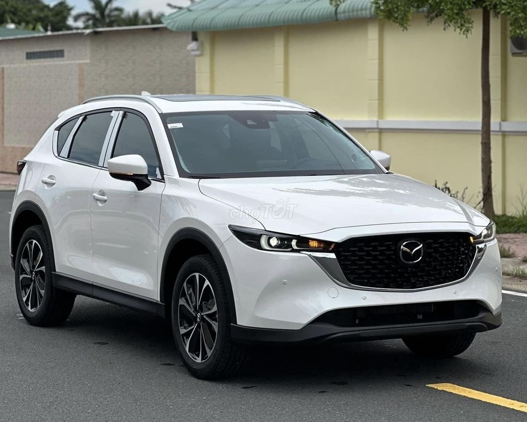 MAZDA CX5 KHUYẾN MÃI 50TR TẶNG BẢO HIỂM XE. Mua bán Ô tô tại Quận 7 Tp Hồ Chí Minh được đăng bởi Tú Mada Kia Phú Mỹ Hưng hình 4