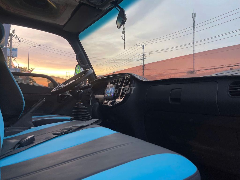 Hyundai New Mighty 110S 2018 thùng cực đẹp. Mua bán Xe tải, xe ben tại Huyện Tân Phú Đồng Nai được đăng bởi Salon AUTO THÀNH TRUNG Đồng Nai hình 11