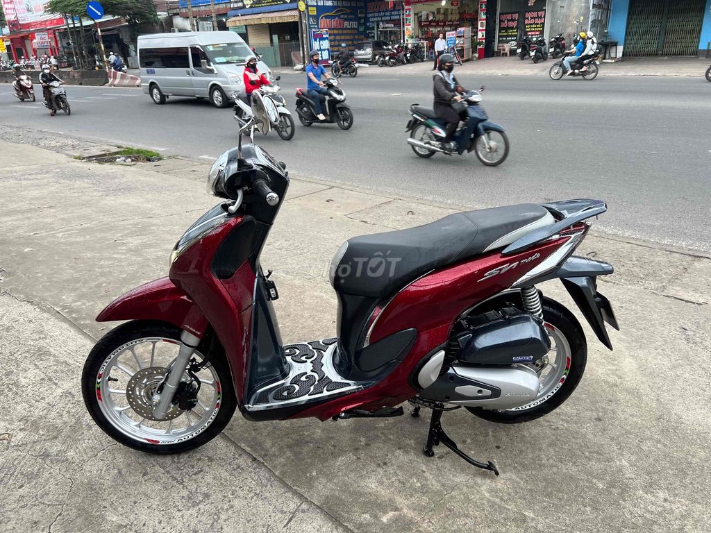 Honda SH Mode ABS 2024 Đỏ 6.000km. Mua bán Xe máy tại Huyện Trảng Bom Đồng Nai được đăng bởi cửa hàng xe máy Trần Sơn  hình 5