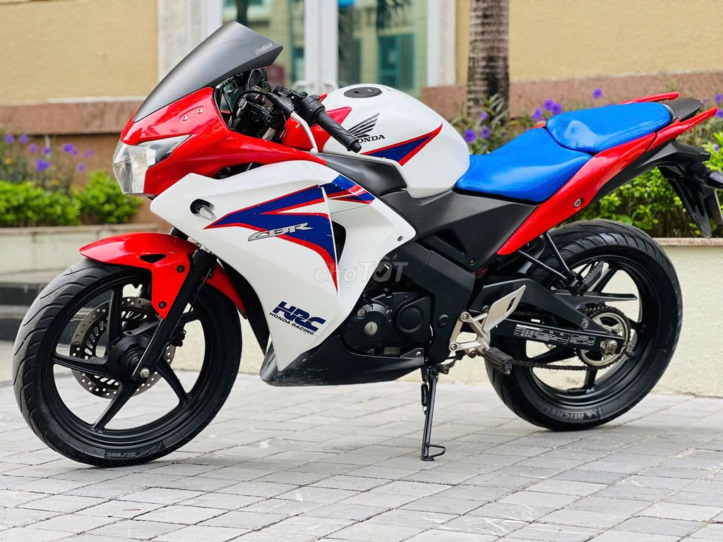 HONDA CBR 150 NHẬP THÁI MÁY CHẤT