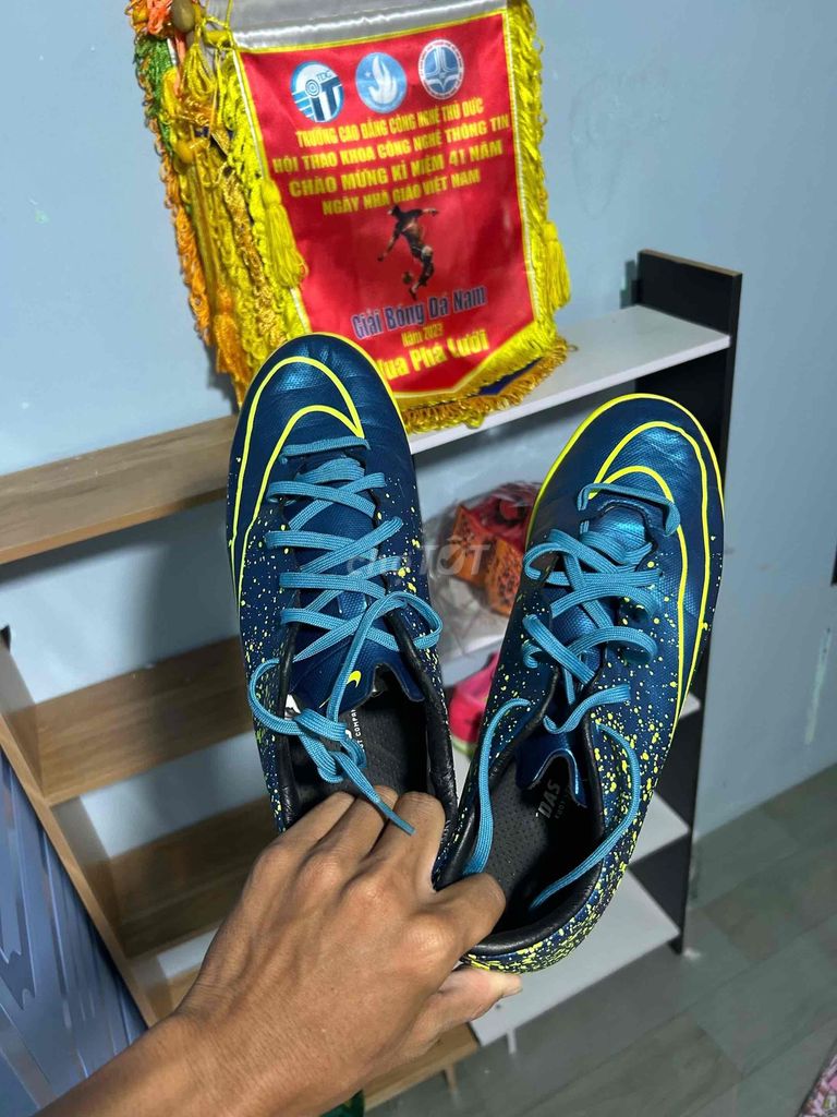 Giày đá bóng Nike Vic 5 Nam size 41 Xanh phối vàng