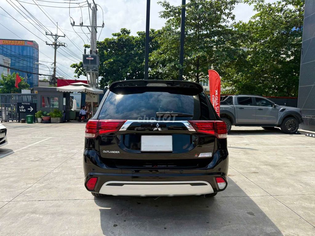 Mitsubishi Outlander CVT 2024 Màu Đen - Odo 16.200. Mua bán Ô tô tại Thành phố Thủ Đức Tp Hồ Chí Minh được đăng bởi Mitsubishi Chính Hãng hình 7
