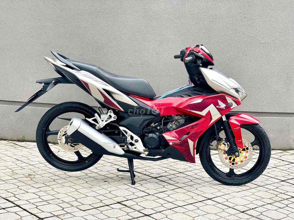 Хонда Виннер X ABS 2021 года, красное серебро