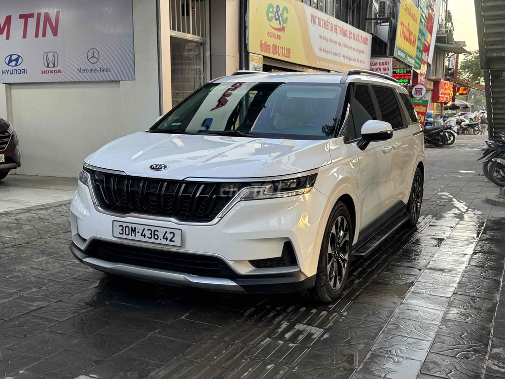 CẦN BÁN KIA CANIVAL 2.2D MÁY DẦU 8 GHẾ SIÊU MỚI. Mua bán Ô tô tại Quận Bắc Từ Liêm Hà Nội được đăng bởi Mr PHÁT THÁI HÀ AUTO hình 2