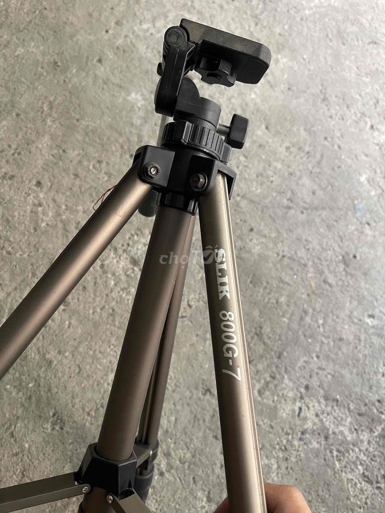 Chân máy ảnh SLIK 800G-7 Nâu. Mua bán Máy ảnh, Máy quay tại Quận Long Biên Hà Nội được đăng bởi Nguyen manh cuong hình 1