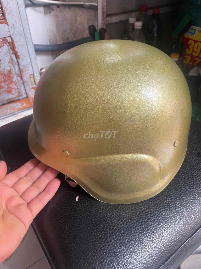 mũ nảo hiểm. Mua bán Phụ tùng xe tại Quận Thanh Xuân Hà Nội được đăng bởi Tuấn  hình 1