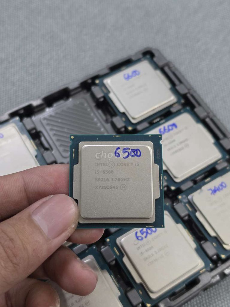 CPU Intel Core i3-8100 550K , I5 6500 680K. Mua bán Linh kiện (RAM, Card...) tại Quận Tân Bình Tp Hồ Chí Minh được đăng bởi Phan Thịnh hình 1