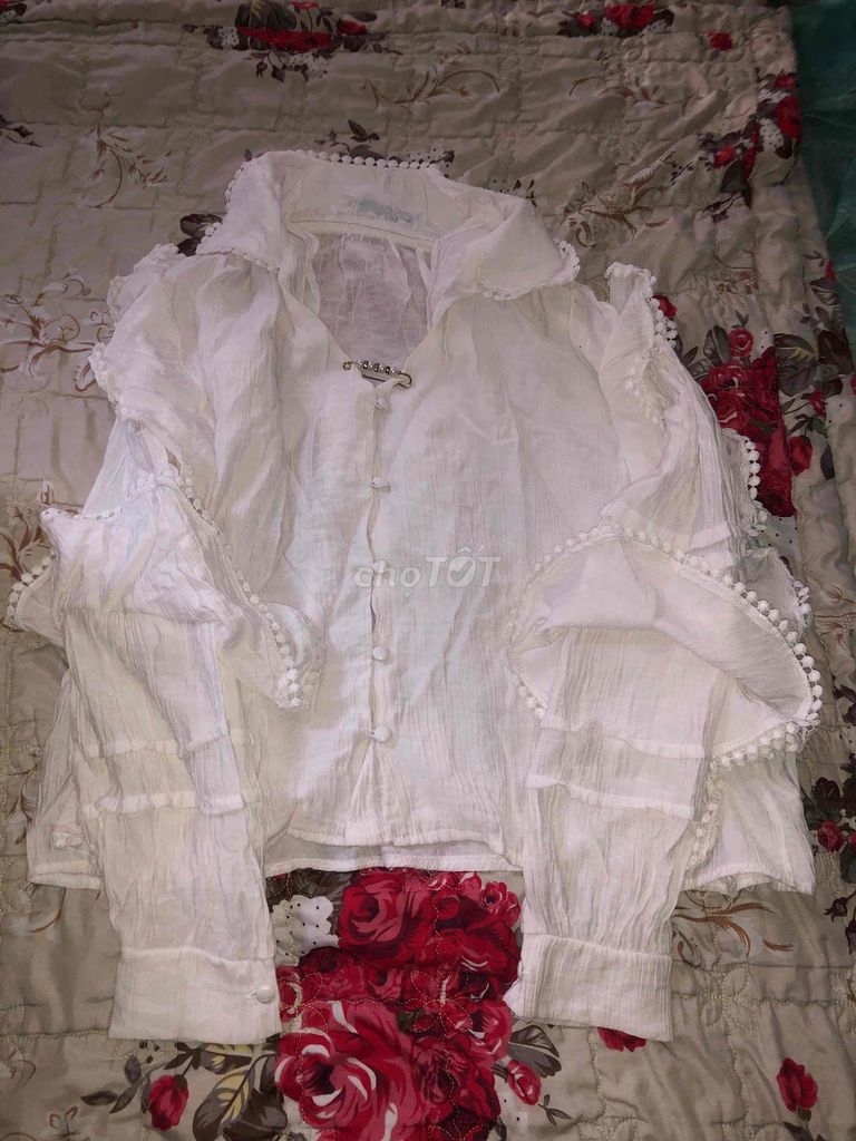 Áo sơ mi nữ vải nhăn. Mua bán Quần áo tại Huyện Cờ Đỏ Cần Thơ được đăng bởi Bảo Nghi Trần Ngọc hình 1