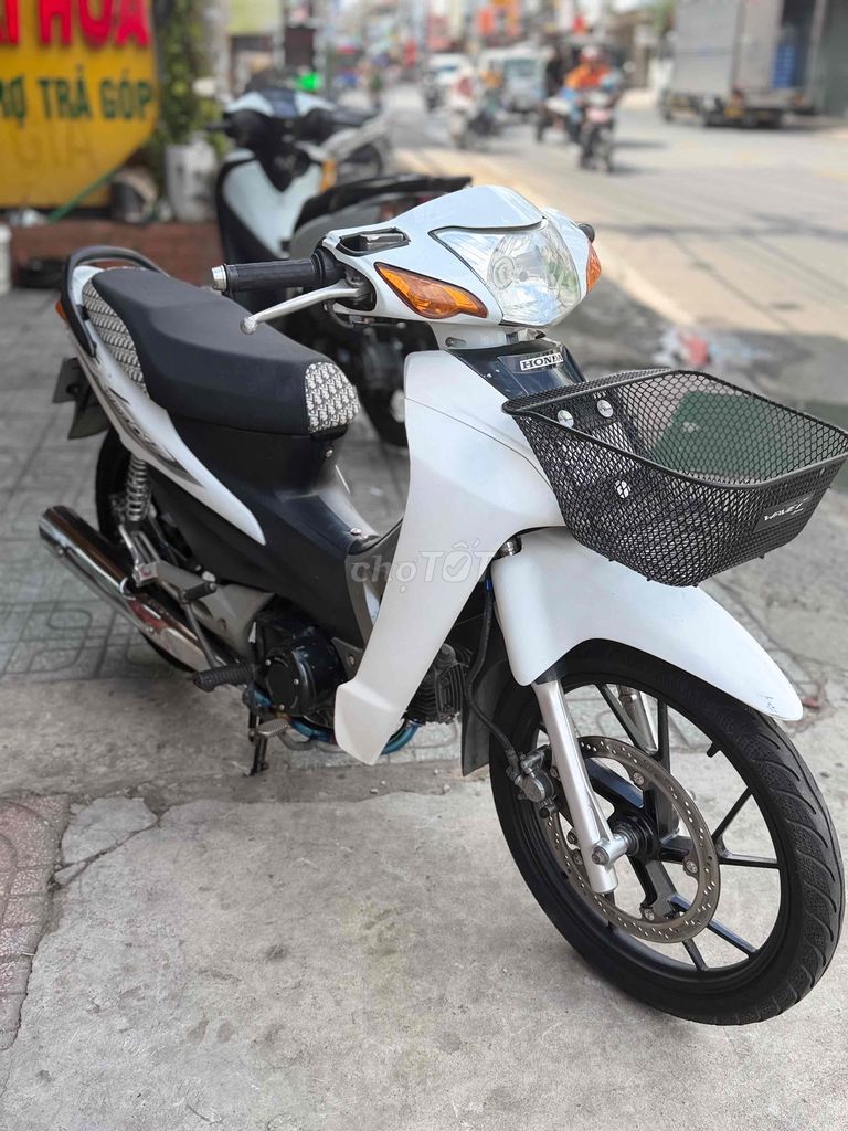 Honda Wave 2013 белый, 2 дисковых тормоза