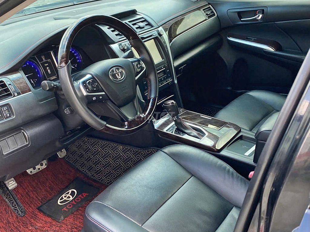 CAMRY 2.5Q cao cấp SX 2017 Mới 80%. Mua bán Ô tô tại Quận Long Biên Hà Nội được đăng bởi VIETNAM OTO hình 10