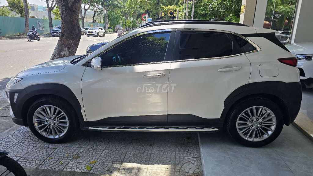 Hyundai Kona 2021 2.0 AT Tiêu chuẩn - 36000 km. Mua bán Ô tô tại Quận Cẩm Lệ Đà Nẵng được đăng bởi Lê Quốc Phong hình 3