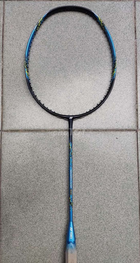 Vợt cầu lông Yonex nnf 700 4U