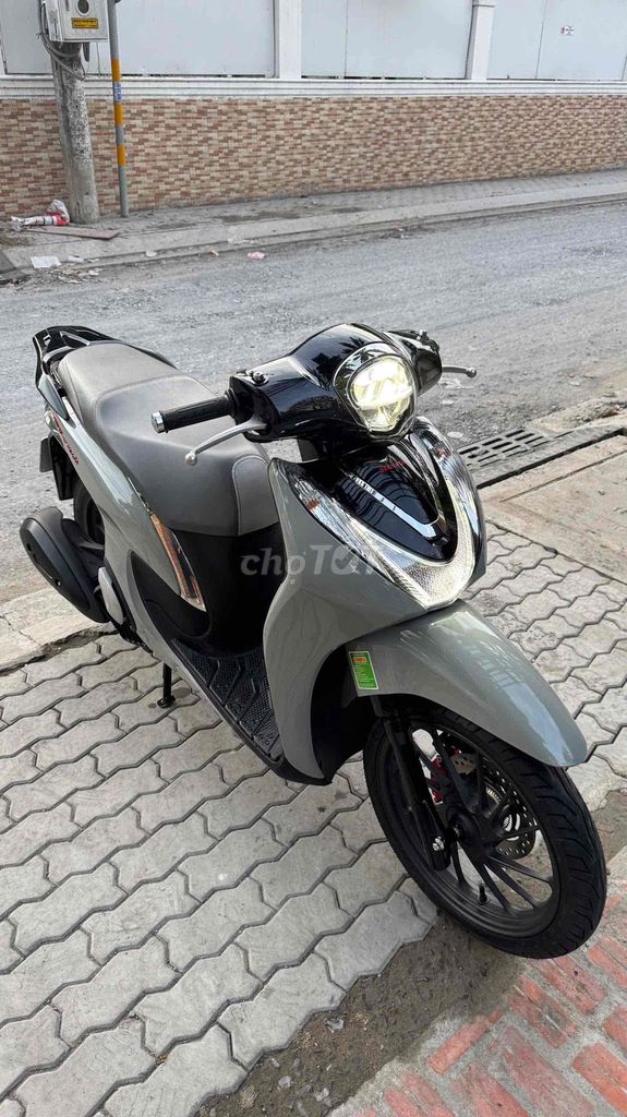 Shmode 2025abs Bản xám xi măng. Mua bán Xe máy tại Thành phố Thủ Đức Tp Hồ Chí Minh được đăng bởi Hải Nam hình 6