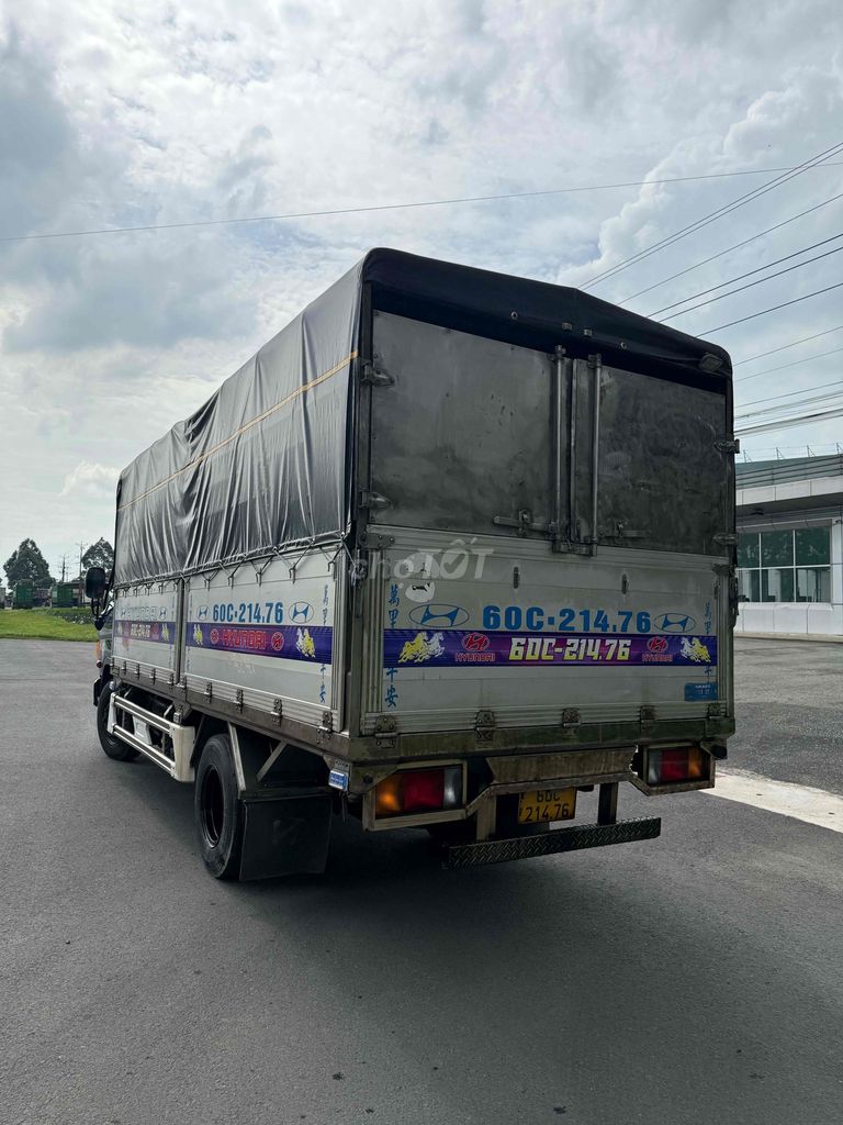 Hyudai 3.5tấn.nhập.2015.máy zin.có máy lạnh. Mua bán Xe tải, xe ben tại Thành phố Tân An Long An được đăng bởi Trung Dũng hình 5