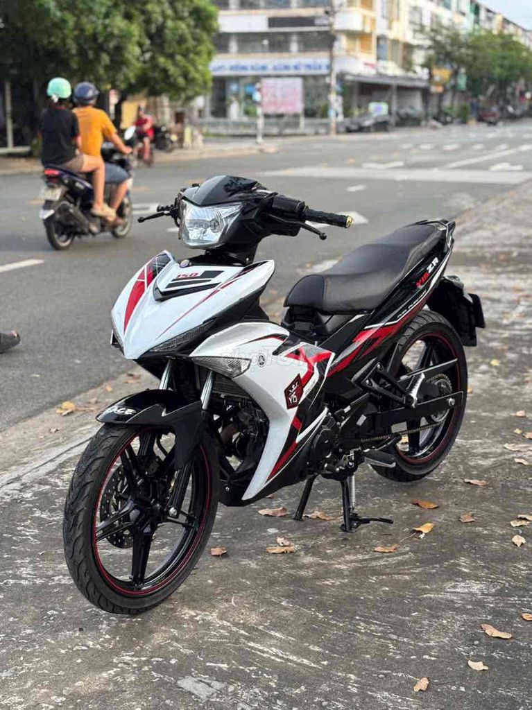 xe liền mới đẹp. Mua bán Xe máy tại Thị xã Bến Cát Bình Dương được đăng bởi xe máy trả góp tín nghĩa  hình 1