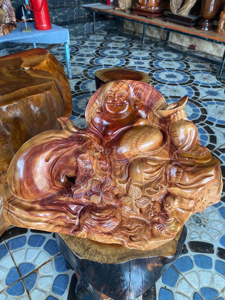Tượng gỗ Phật Di Lặc Gỗ tự nhiên. Mua bán Đồ sưu tầm, đồ cổ tại Thành phố Buôn Ma Thuột Đắk Lắk được đăng bởi Xuân nghệ hình 1