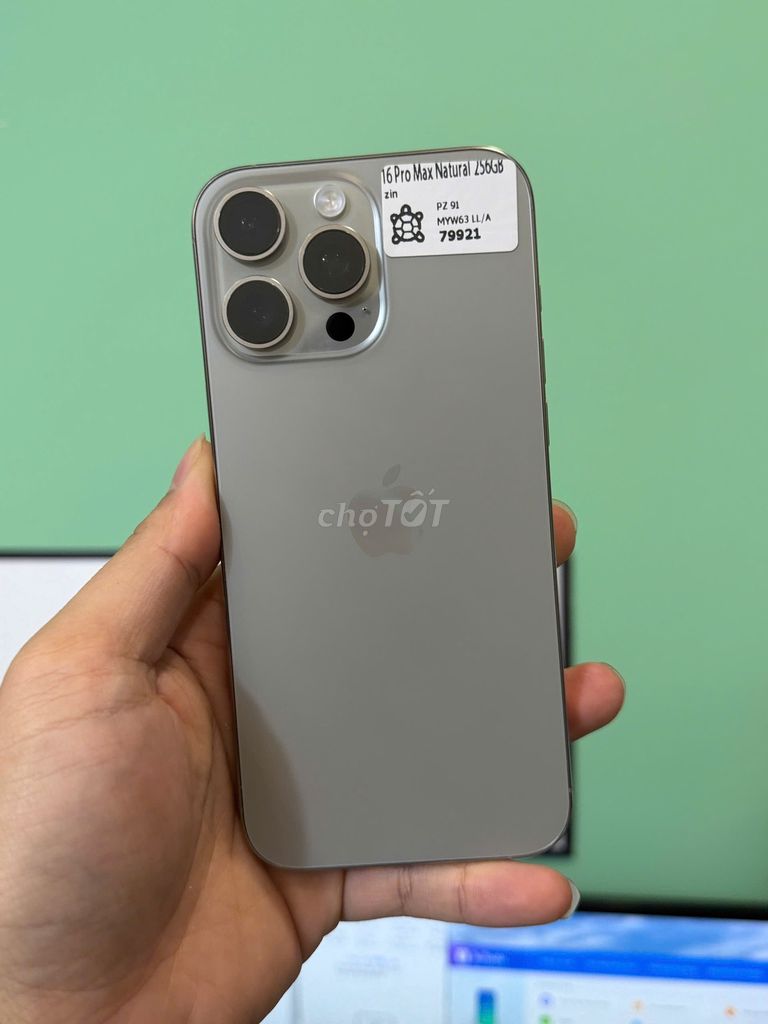 😶‍🌫️iphone 16 pro max quốc tế 256gb zin không lỗi. Mua bán Điện thoại tại Quận Thanh Xuân Hà Nội được đăng bởi Thành Vũ Mobile hình 1