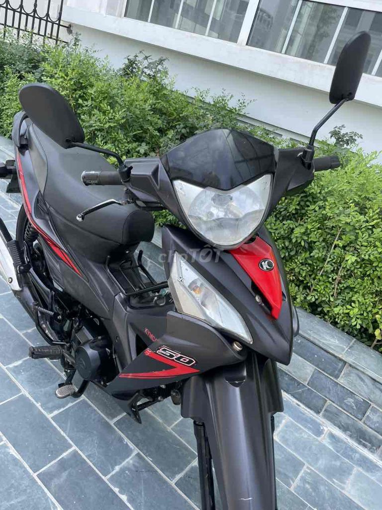 Thanh lý kimco Visas 50cc học sinh không còn mới. Mua bán Xe máy tại Quận Bắc Từ Liêm Hà Nội được đăng bởi Hữu Nhuận hình 3