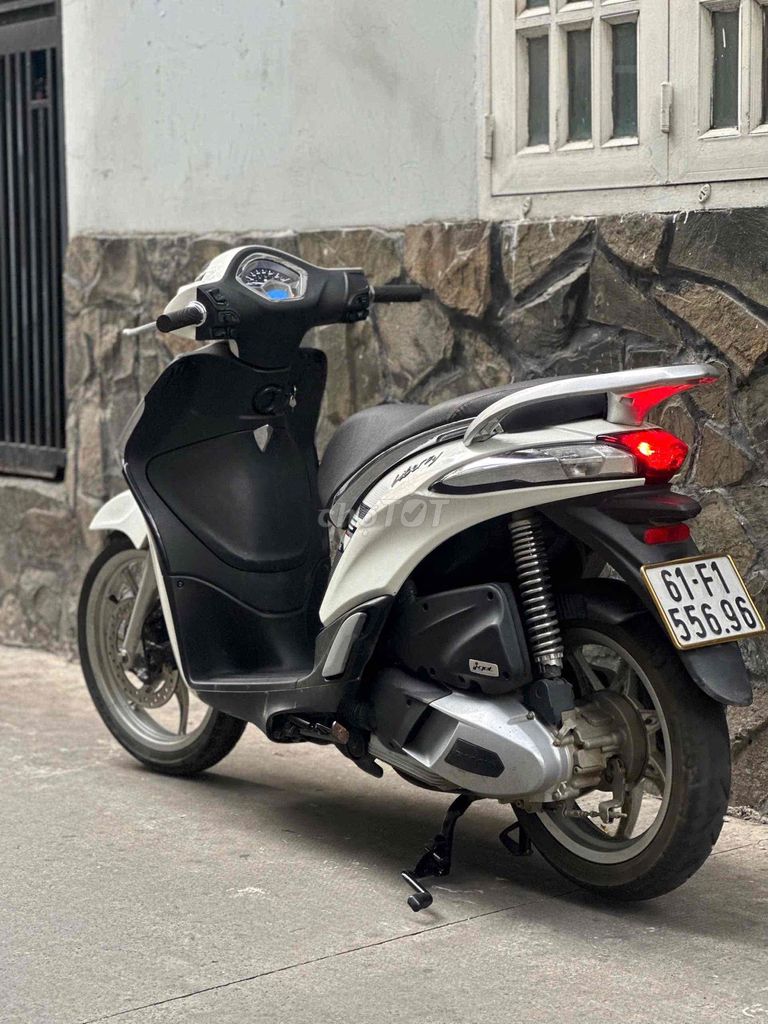Piaggio Liberty 2019 Trắng. Mua bán Xe máy tại Quận 10 Tp Hồ Chí Minh được đăng bởi Hoang sang hình 6