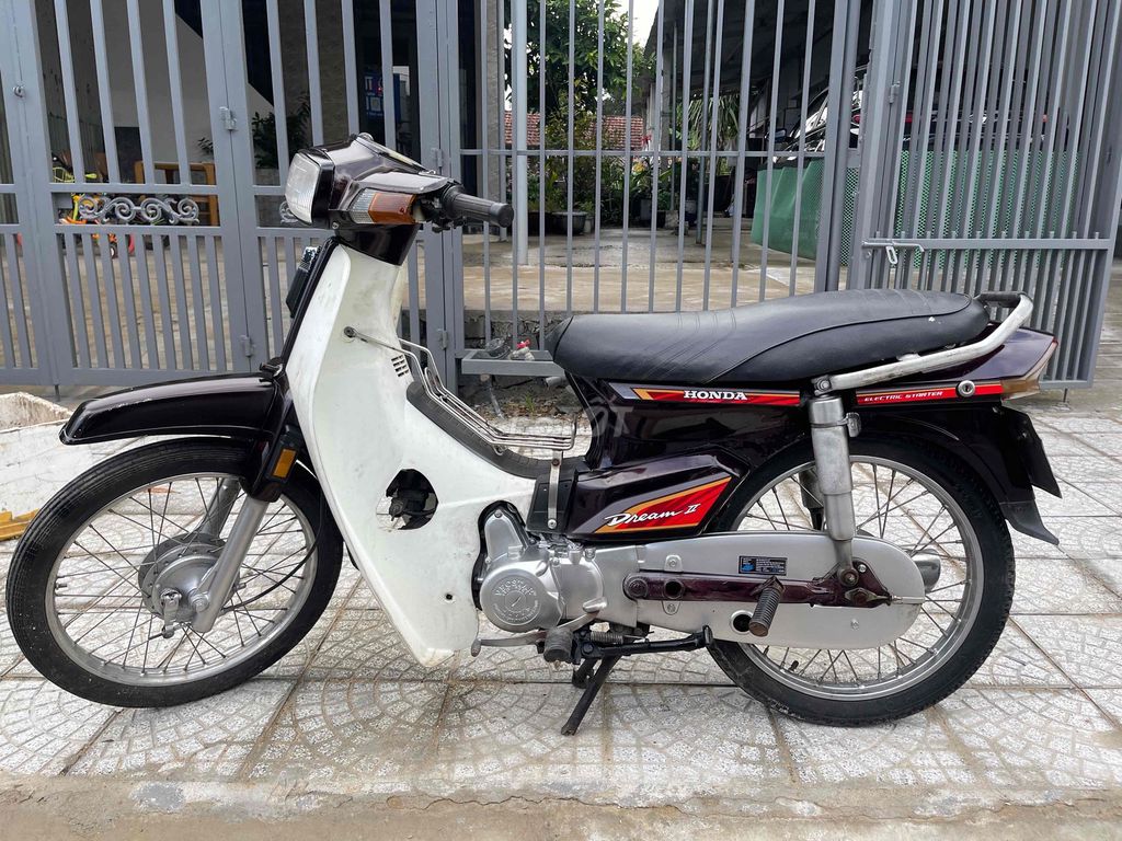 cần bán xe dream. Mua bán Xe máy tại Quận Liên Chiểu Đà Nẵng được đăng bởi Pôn hình 1
