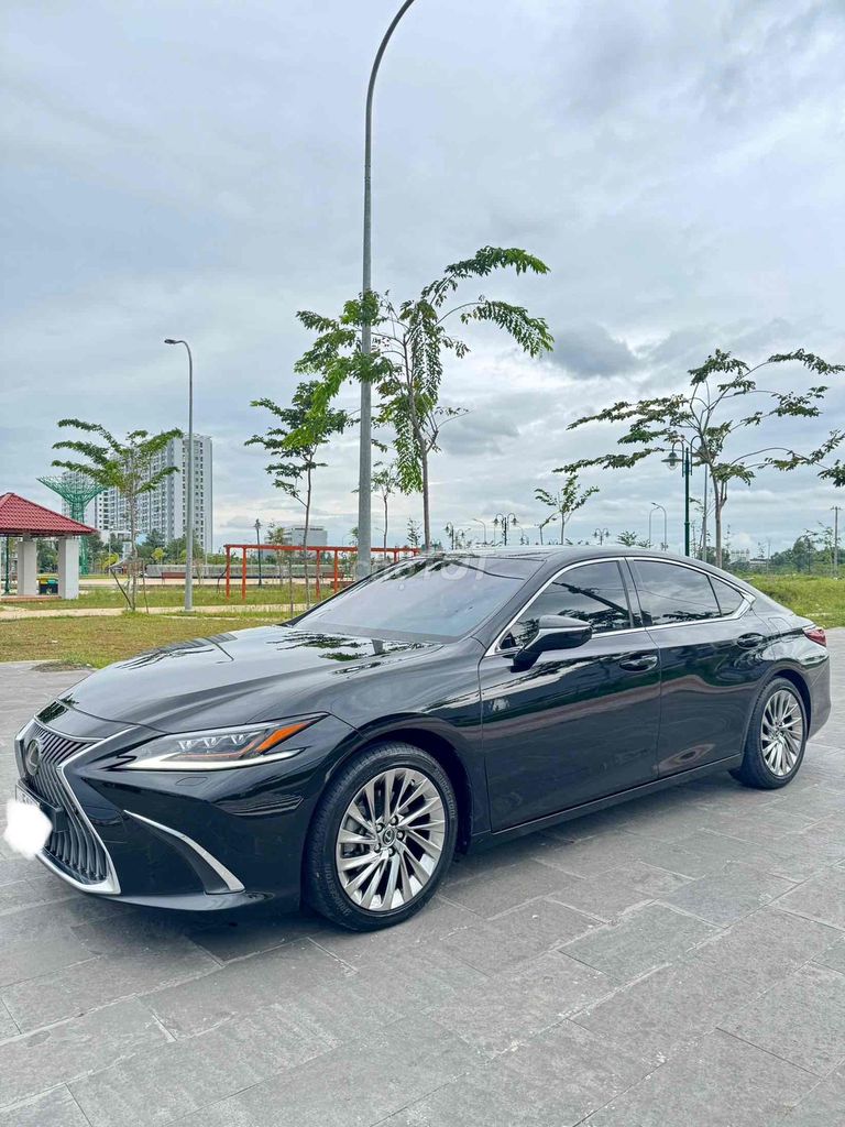 Lexus ES 2020 250 - 27600 km. Mua bán Ô tô tại Quận 7 Tp Hồ Chí Minh được đăng bởi Duy Phạm hình 8