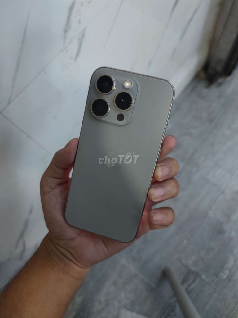 Apple iPhone 15 Pro bán hay giao lưu. Mua bán Điện thoại tại Thành phố Thuận An Bình Dương được đăng bởi trung hình 1