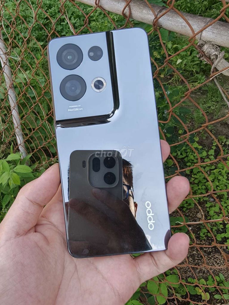Oppo Reno8 Pro Plus 5G quốc tế ram 12-256GB . Mua bán Điện thoại tại Thành phố Thủ Dầu Một Bình Dương được đăng bởi HUNG MOBILE  hình 1