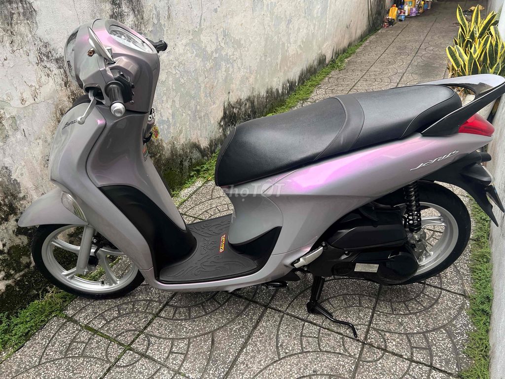 janus mẩu mới chạy ít cực đẹp. Mua bán Xe máy tại Quận Ninh Kiều Cần Thơ được đăng bởi Vincom HV hình 3